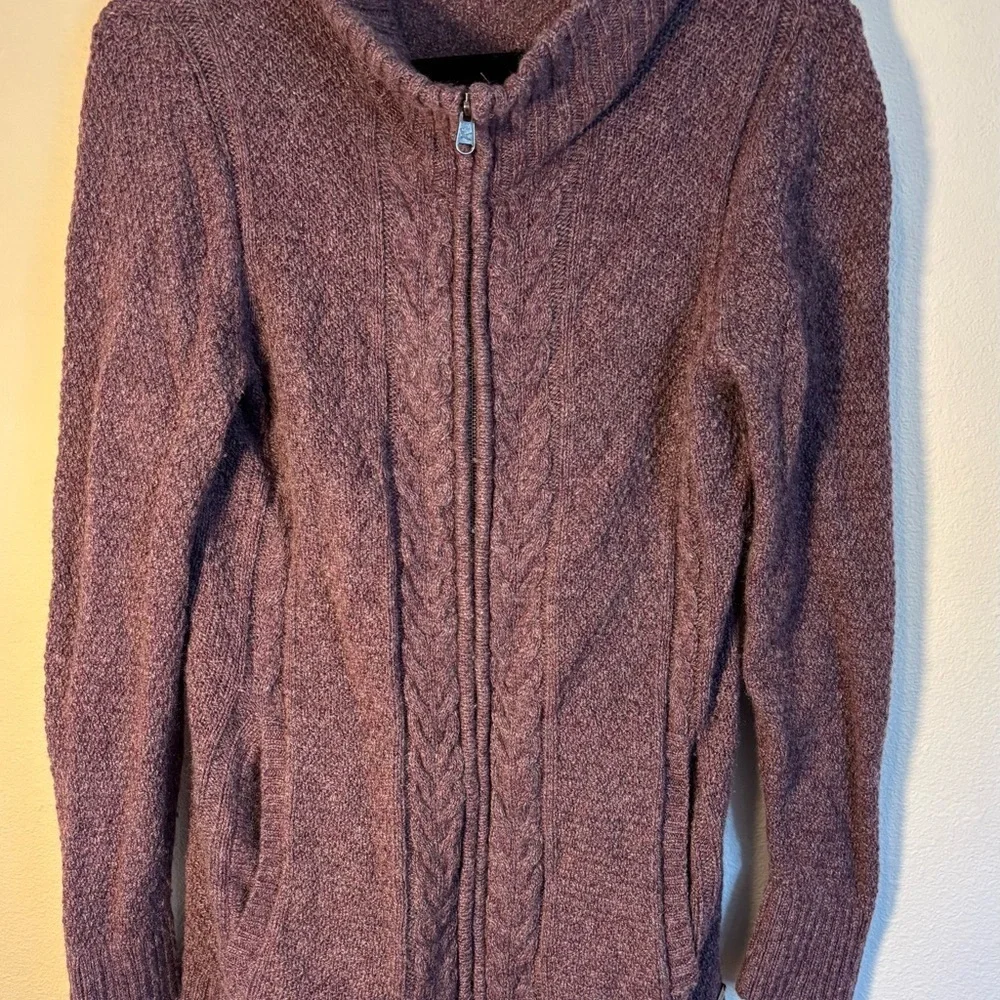 Eddie‎ Bauer Women's Lavender Cardigan
